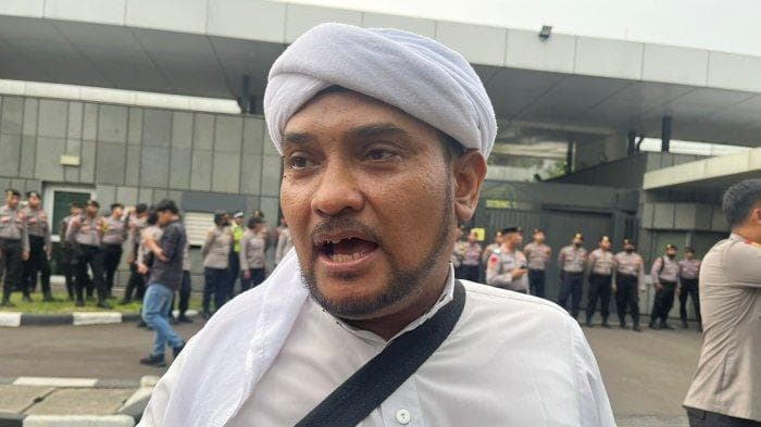 Tolak Konser Coldplay di Indonesia, Gerakan Nasional Anti LGBT Ancam Gruduk Bandara hingga GBK Besok