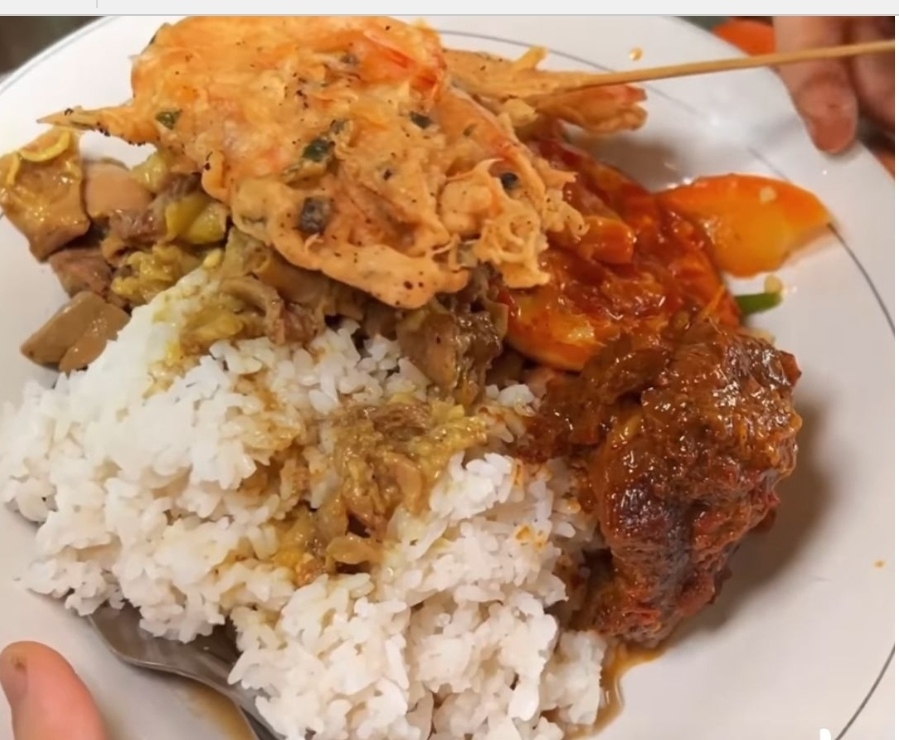 Ramai Warteg Langganan Artis di Kebayoran Jakarta, Ada 50 Menu Kuliner, Harganya Segini