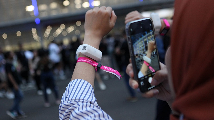 Promotor Konser Coldplay Sebut Kabar Bahwa Tingkat Pengembalian Gelang Hanya 52 Persen itu Hoax, Begini Faktanya...