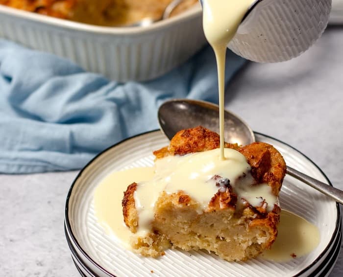 Gak Pakai Ribet! Begini Resep Dessert Viral Bread Pudding dengan Custard Cream