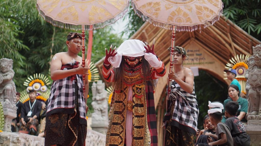 Pesona Desa Penglipuran: 800 Ribu Wisatawan Hingga Festival X 2023