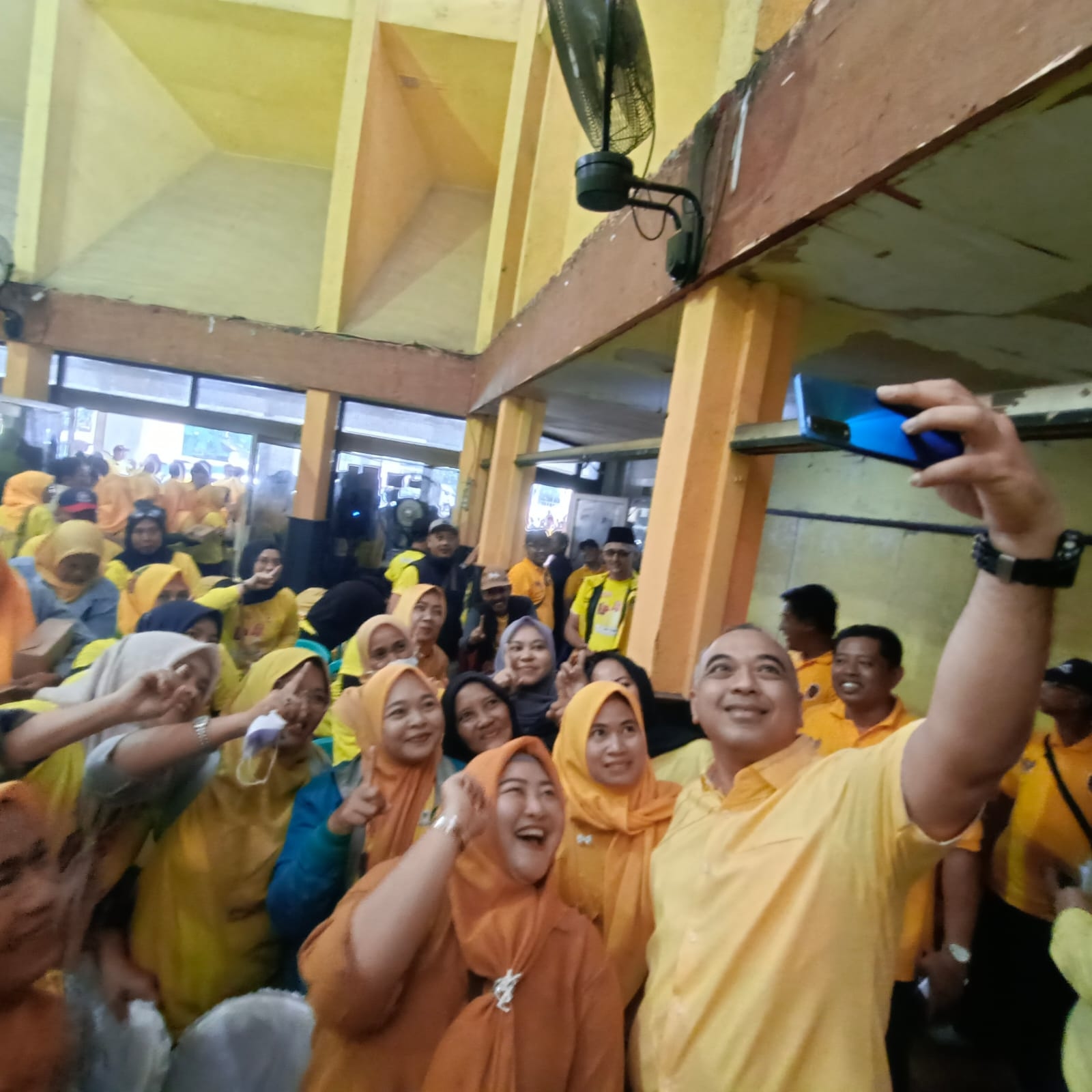 Tingkatkan Popularitas dan Dengarkan Suara Rakyat, Zaki Iskandar Makin Sering Blusukan ke Berbagai Kawasan di Jakarta