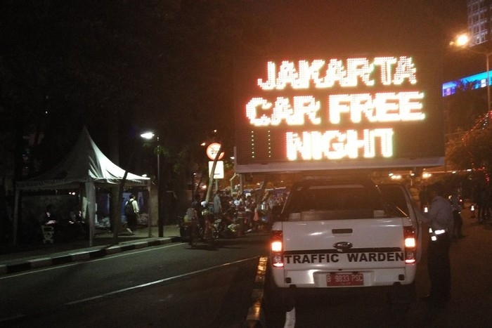 Agar Pengunjung Car Free Night Tak Pipis Sembarangan, Pengelola Gedung di Jalan Sudirman-Thamrin Diminta Buka Akses ke Toilet