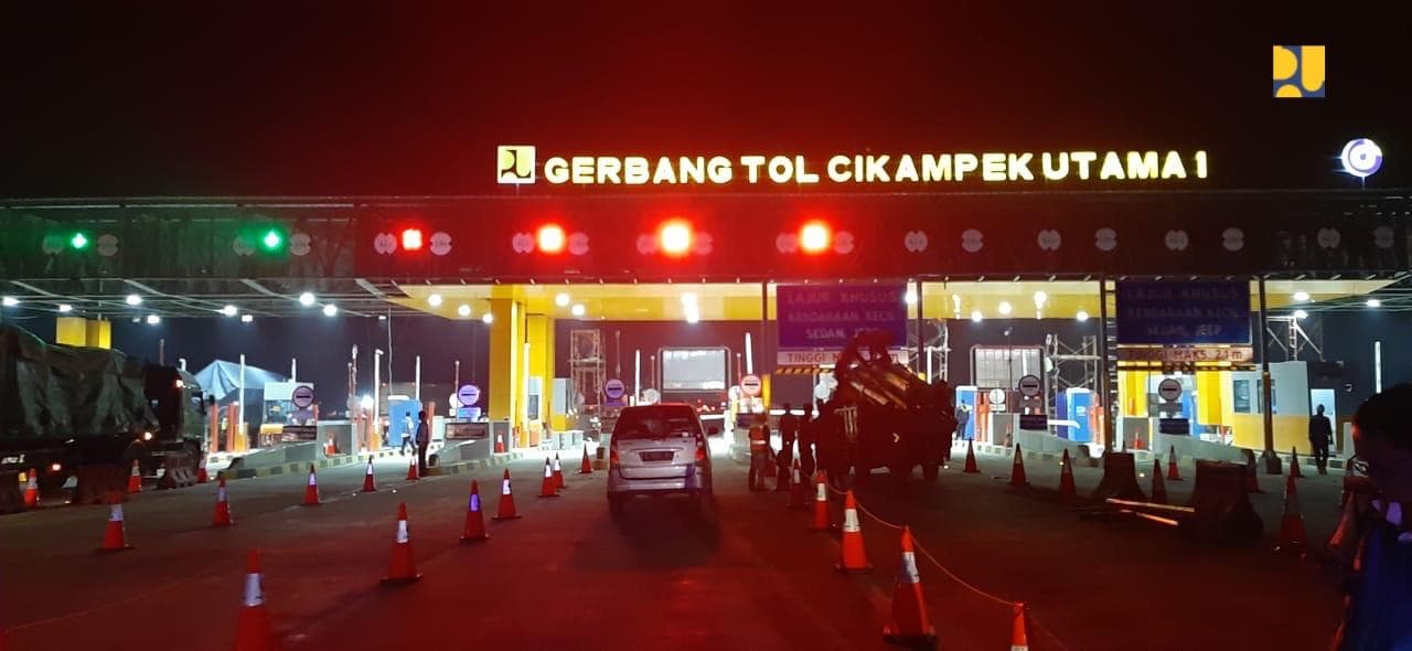Ribuan Kendaraan Pelanggar Ganjil Genap Ditilang Polisi Selama Arus Mudik dan Balik di Tol Jakarta-Cikampek