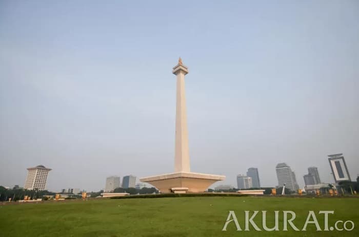 Awan Tebal Selimuti Wilayah Jakarta Sepanjang Hari Ini