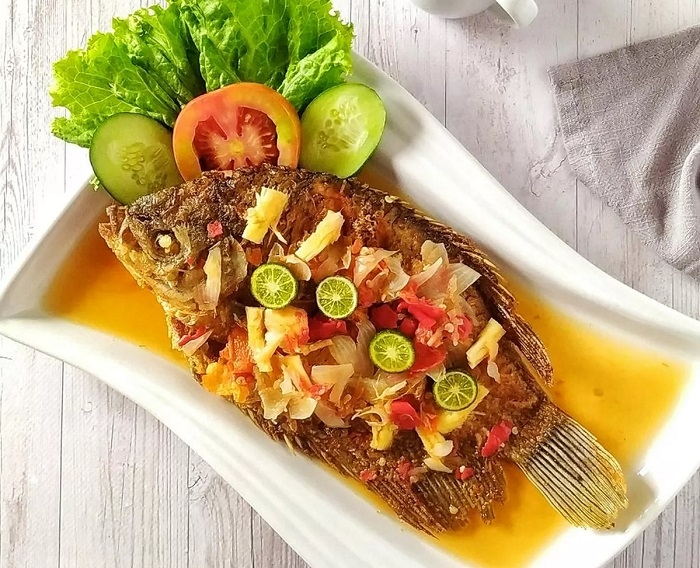 7 Fakta Kuliner Betawi Gurame Pecak yang Jarang Orang Tahu