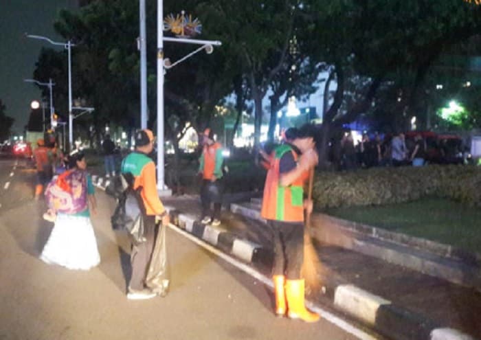 8,7 Ton Sampah Terkumpul Usai Aksi May Day 2024 di Kawasan Monas, Jakarta Pusat