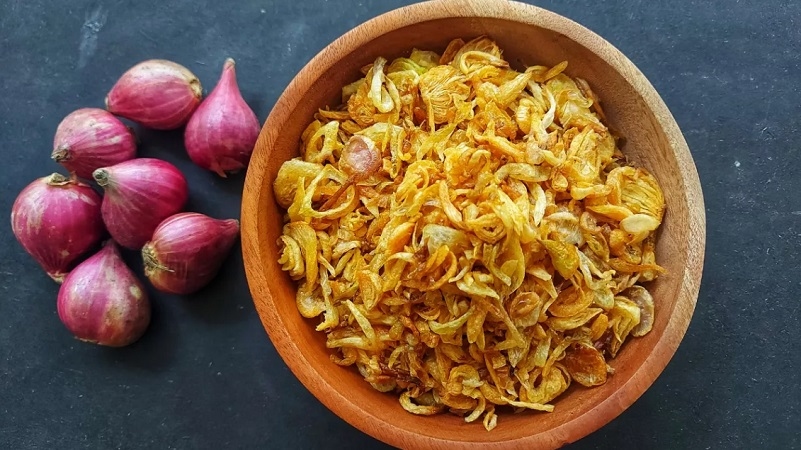 8 Tips Membuat Bawang Goreng Bisa Tahan Lama: Dimakan Bareng Menu Apapun Dijamin Masih Kriuk!