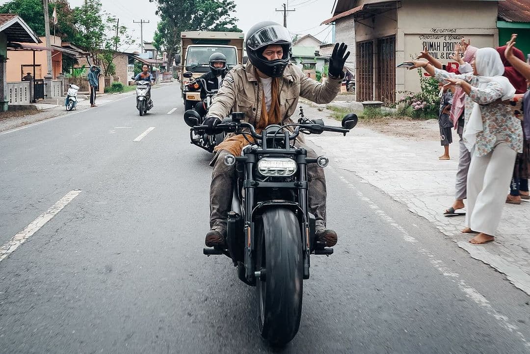 Kenang Masa Kecil, 5 Potret Ariel Noah Kunjungi Pangkalan Brandan Nostalgia Lihat Rumah Sakit Tempat Lahir