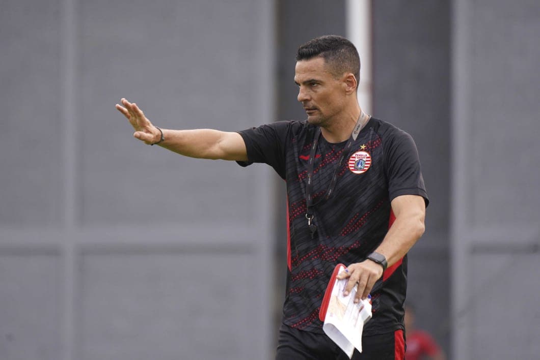 Seminggu Jadi Pelatih Baru Persija, Carlos Pena: Lakukan Yang Terbaik di Hari Pertama