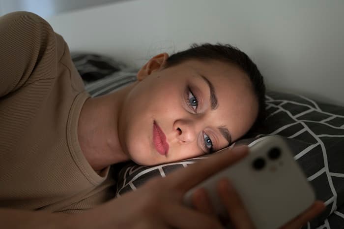 Dosen UI Ajak Gen Z Batasi Sleep Call Demi Tingkatkan Kualitas Tidur
