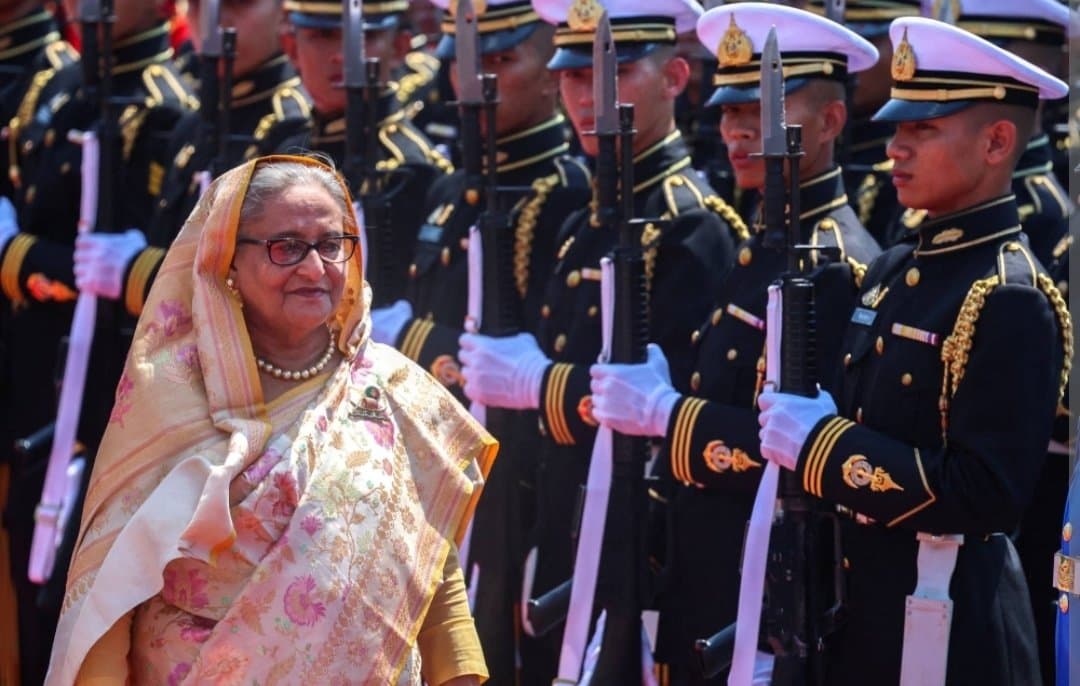 Usai 15 Tahun Berkuasa, PM Sheikh Hasina Pilih Kabur dari Bangladesh Untuk Cari Tempat Aman