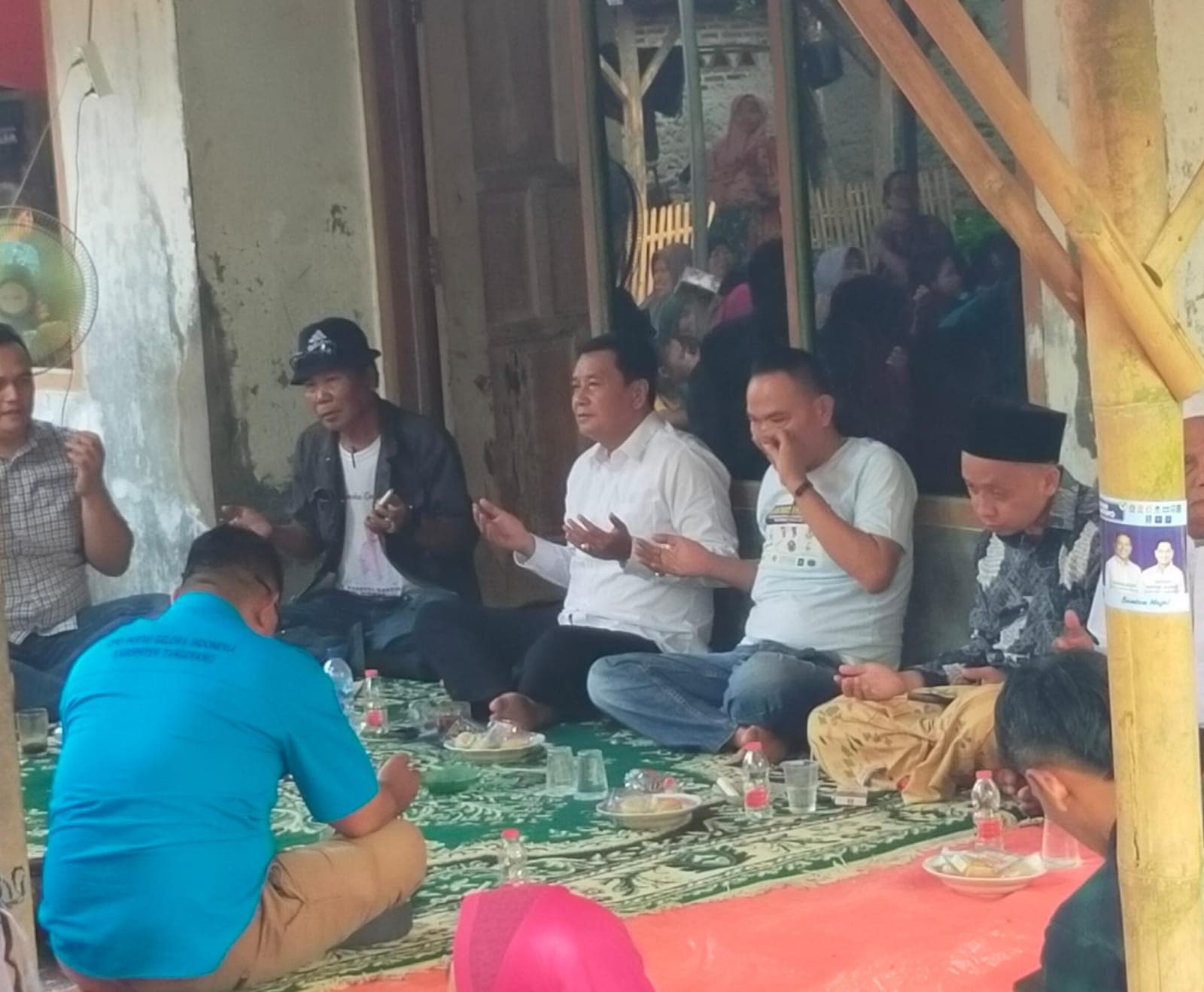 Tokoh Agama dan Warga Cikareo Dukung dan Doakan Pasangan MADANI Menang Pilkada Tangerang 2024