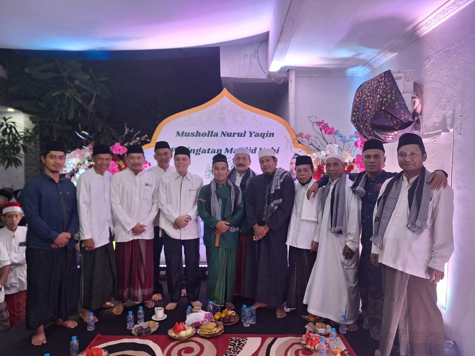 Dihadiri Ustaz Maulana, Ribuan Warga Jurangmangu Tangsel Banjiri Maulid Nabi Mushola Nurul Yaqin Jalan Pajak Utama