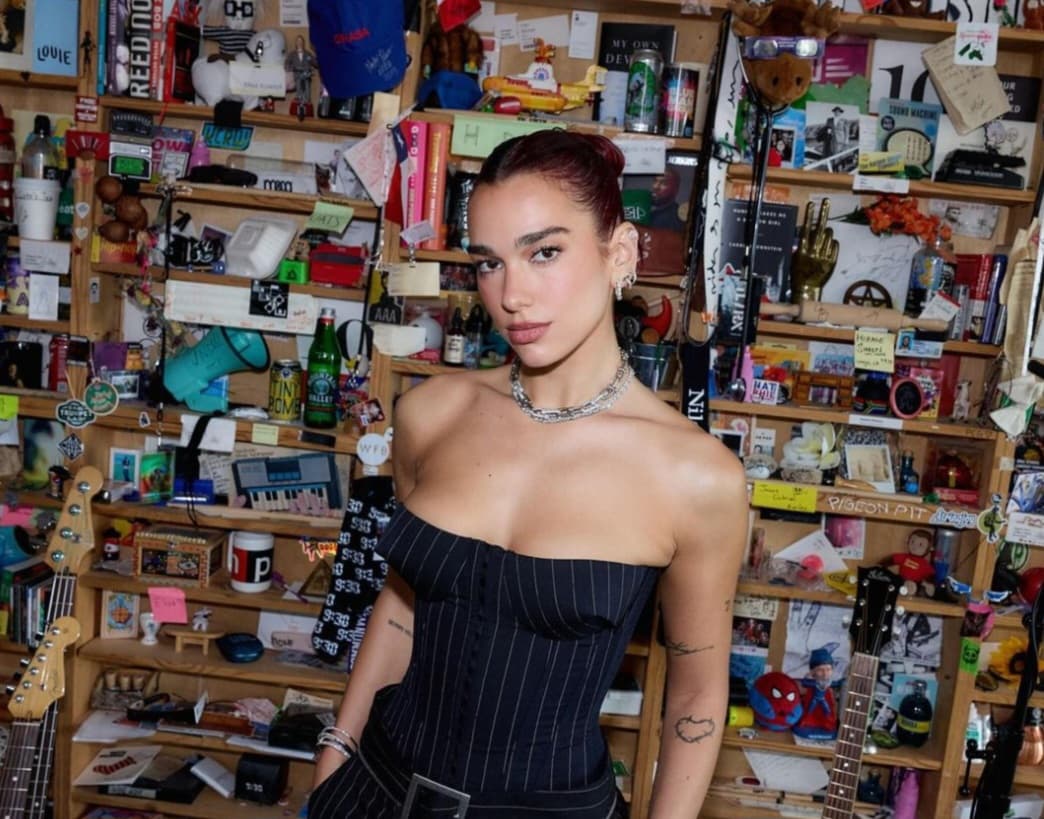 Besok Banget! Ini Dia Perkiraan Set List Lagu yang Akan Dibawakan Dua Lipa Dalam Konser 'Radical Optimism World Tour'