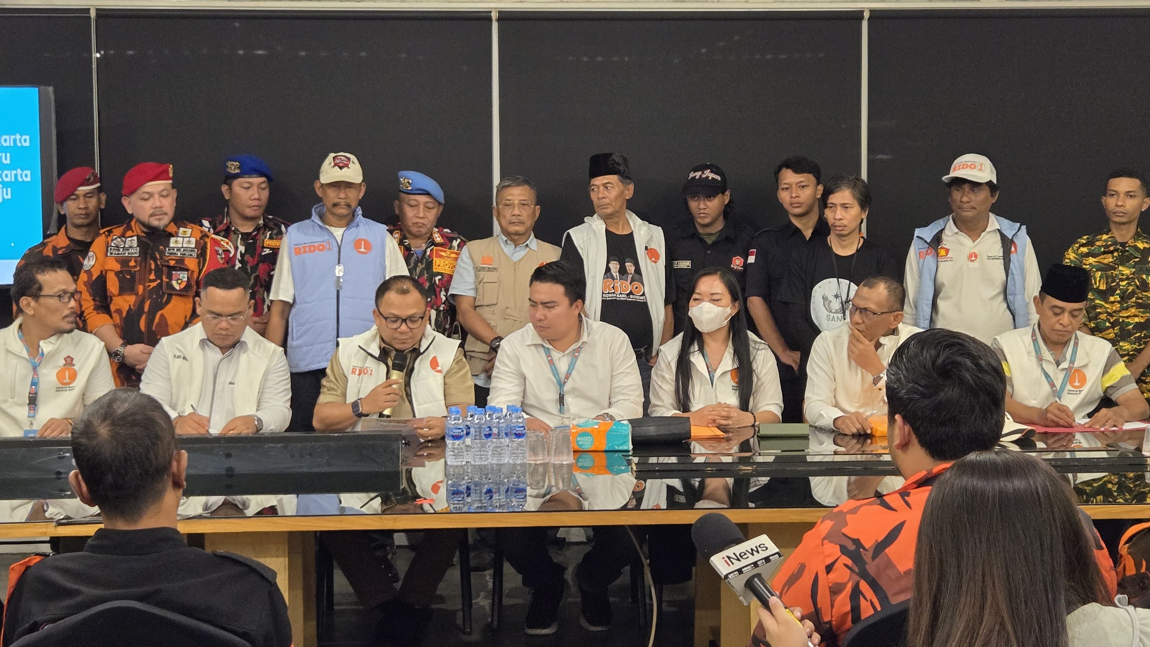 Banyak APK Dirusak, Tim Pemenangan RIDO Bentuk Tim Reaksi Cepat, Patroli Tiap Malam Bakal Tangkap Pelaku Perusakan