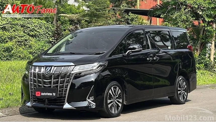Sering Dipakai Para Artis, Segini Harga Cash dan Kredit Toyota Alphard 2021 Bekas, Lebih Murah Dari Harga Baru