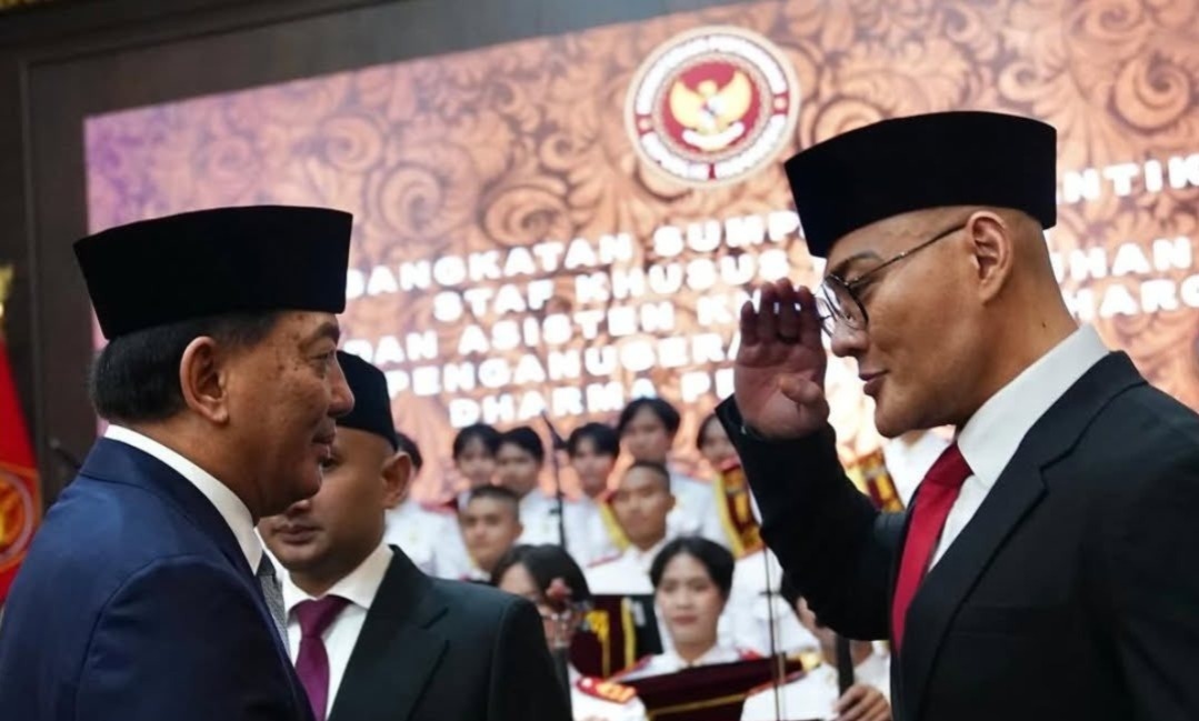 Deddy Corbuzier Resmi Dilantik Jadi Stafsus Menhan, Publik Langsung Singgung Soal Efisiensi: Katanya Mau Hemat Anggaran