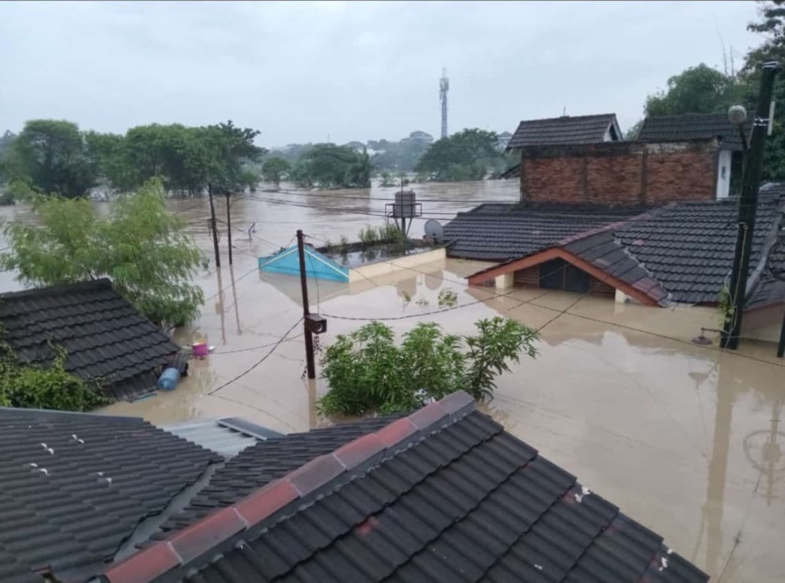 Banjir Makin Parah, Walikota Bekasi Minta Warga Segera Tinggalkan Rumah