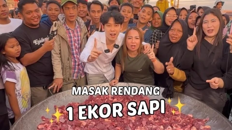 Sultan Palembang Layangkan Maklumat Berisi "Kutukan" ke Willie Salim Imbas Konten Daging Rendang 200 Kg