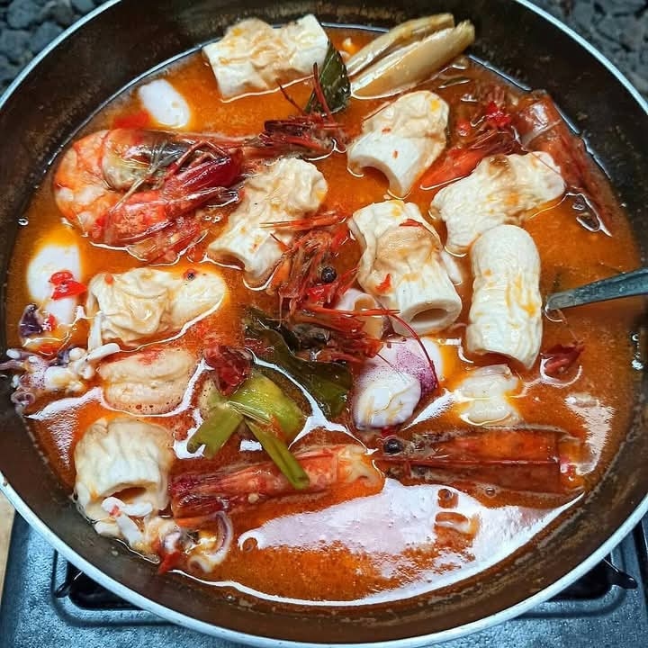 Bosan Makan Menu di Rumah, Coba Tomyam Seafood Enak, Resep Mudah Dibikin
