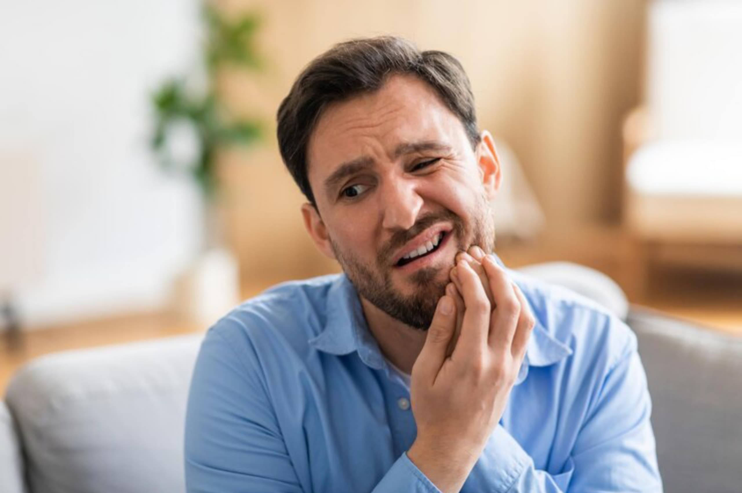 Bahan Alami Atasi Gusi Bengkak, Nomor 5 Bikin Kaget!