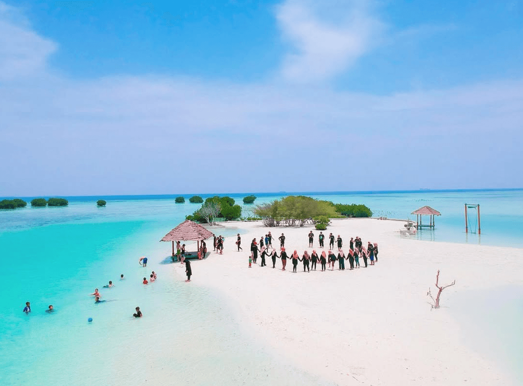 Liburan Long Weekend? Ini 5 Destinasi Dekat Jakarta yang Wajib Dicoba