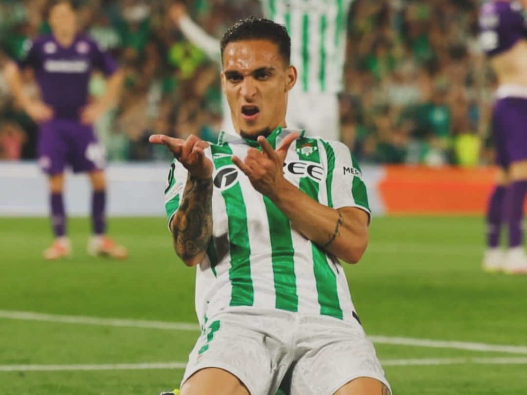 Antony dan Misi Balas Dendam ke MU: Real Betis Siap Ukir Sejarah di Final UEFA Conference League