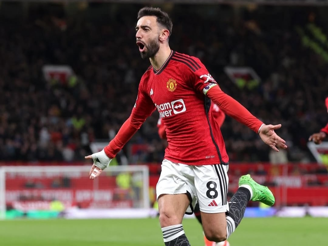 Dilema Besar Man United: Pertahankan Bruno Fernandes atau Ikuti Jejak Sukses Liverpool?