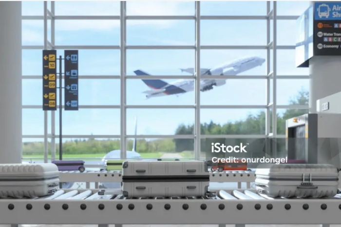 Tips Jitu Agar Kopermu Cepat Keluar di Carousel Bandara, Nggak Perlu Nunggu Lama Lagi!