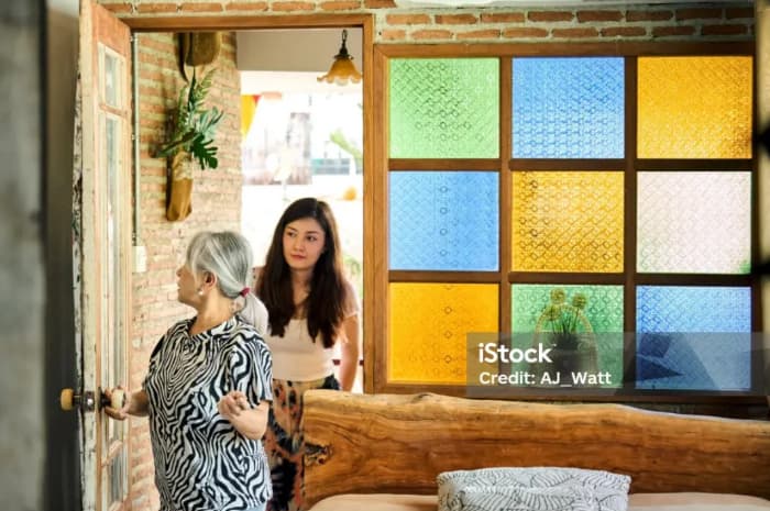 Hotel atau Homestay? Simak Tips Ini Agar Kamu Tak Salah Pilih Akomodasi Liburan!