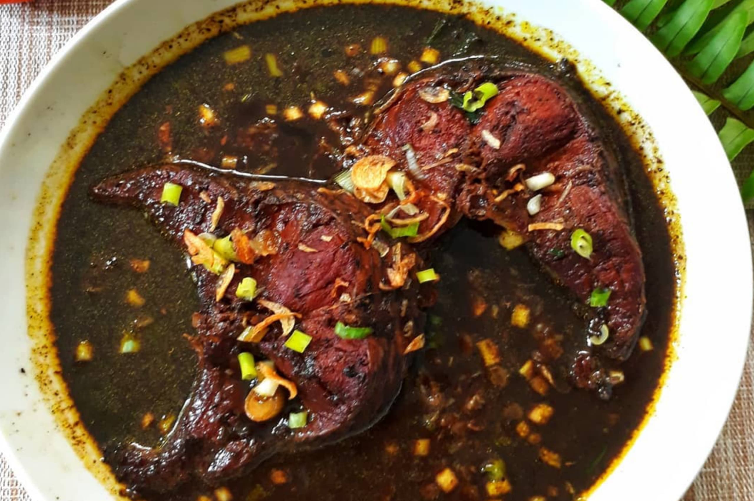 Mencicipi Gabus Pucung, Rawon Versi Betawi yang Hampir Punah