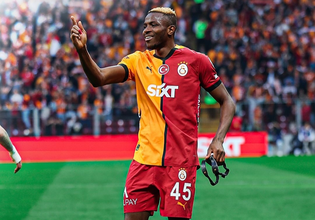 Manchester United Hidupkan Lagi Perburuan Osimhen: Mampukah Setan Merah Rebut Mesin Gol dari Napoli?