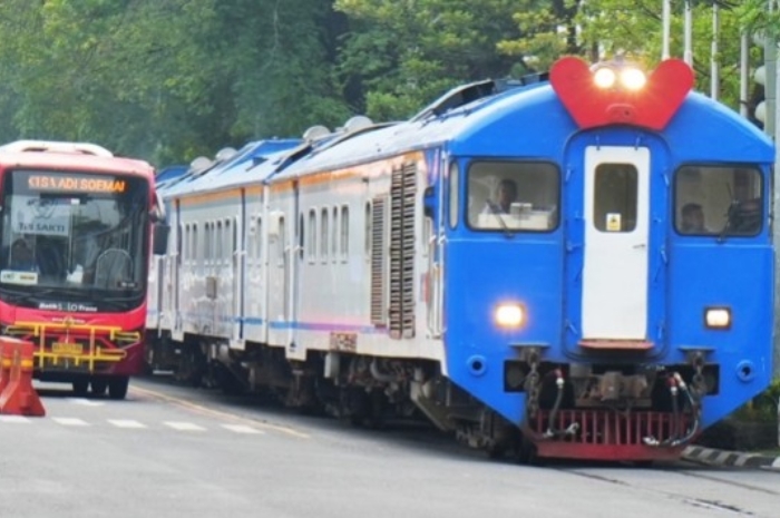 Kabar Gembira, Pemerintah Berikan Diskon Tiket Pesawat, Kereta hingga Tarif Tol Selama Nataru