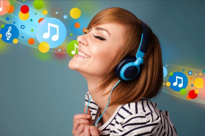 Dari BTS Sampai Dua Lipa, Ini 5 Lagu Upbeat Biar Weekend Kamu Makin seru