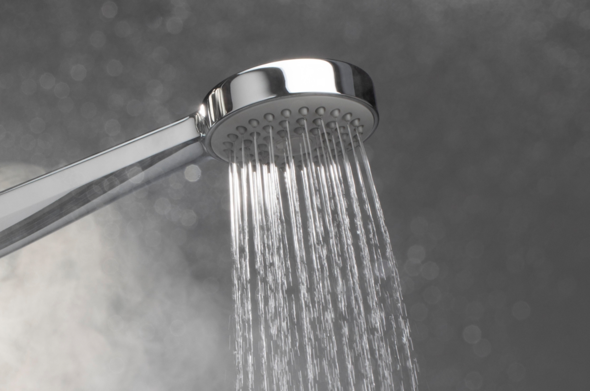 Manfaat Mandi Air Dingin di Dini Hari, Rutinitas Sederhana yang Menjaga Kesehatan Tubuh