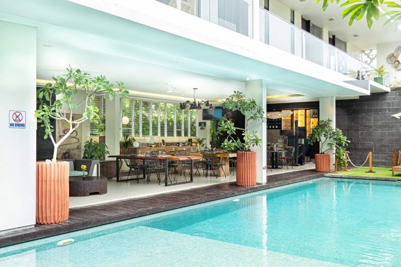 Restoran Seminyak Terbaik yang Wajib Kamu Coba untuk Makan Malam