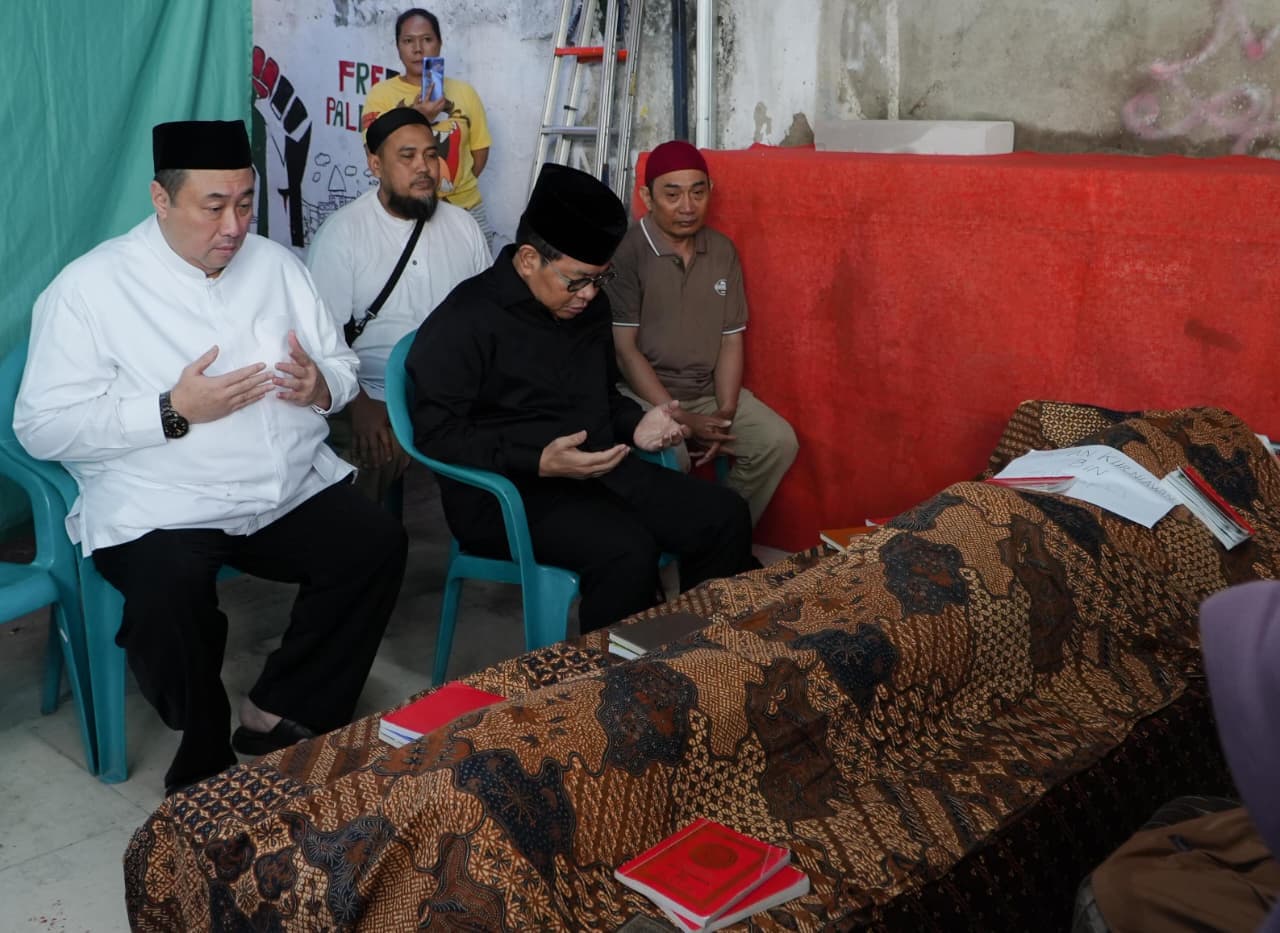 Gubernur Pramono Melayat ke Rumah Duka Driver Ojol Affan yang Meninggal Terlindas Rantis Brimob, Pemprov Tanggung Semua Biaya Proses Pemakaman