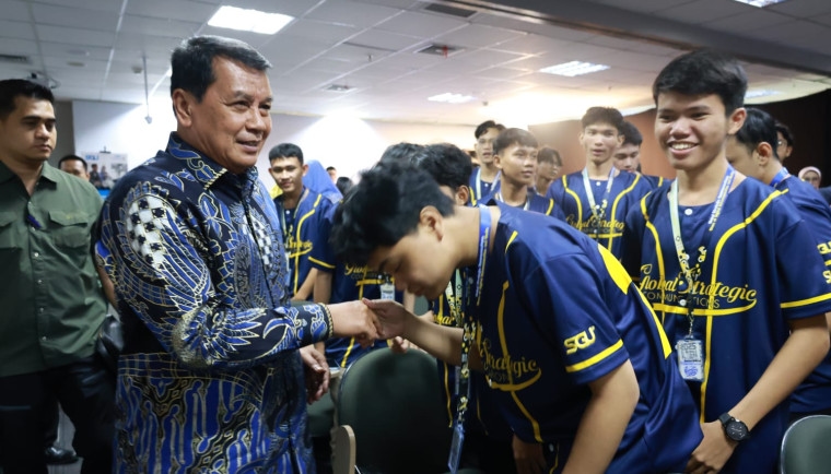 Lepas 30 Mahasiswa Penerima Beasiswa Kuliah di SGU, Bupati Maesyal: Saya Ingin Anak Kabupaten Tangerang Bisa Menimba Ilmu di Jerman atau Swiss