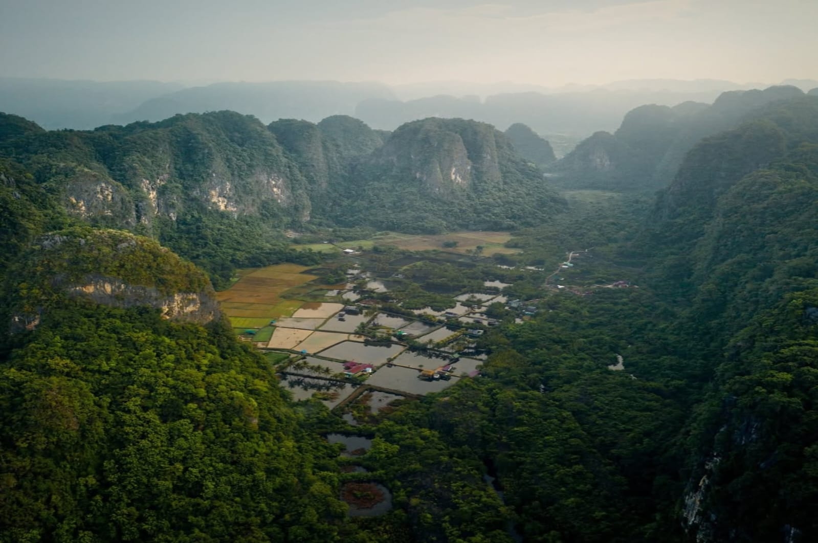 Geopark Maros-Pangkep, Karst Megah Sulawesi yang Mendunia