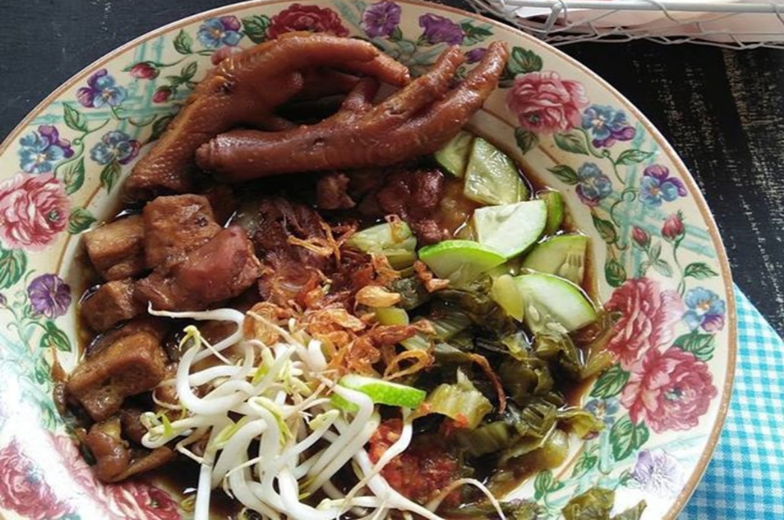 Klasik dan Langka, Bubur Ase Betawi Menjadi Kuliner Nikmat yang Kian Susah Dijumpai