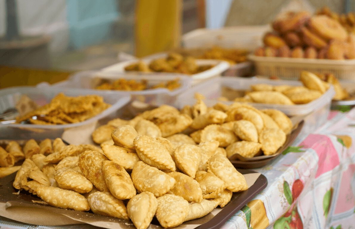 Rahasia Camilan Legendaris Bintaro: 5 Toko Kue yang Bikin Kamu Kangen Jajanan Tempo Dulu