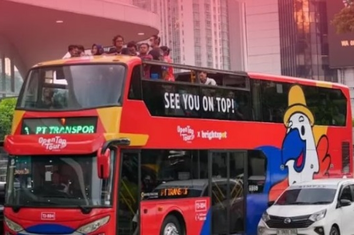 Serunya Keliling Jakarta dari Atas Bus Terbuka, Ini Panduan Pesan Tiket Open Top Tour Secara Online