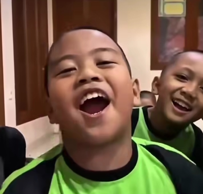 Wow, Terompet Bocah SD Bandung Gemparkan Eropa, Klub PSG hingga MU Unggah Video