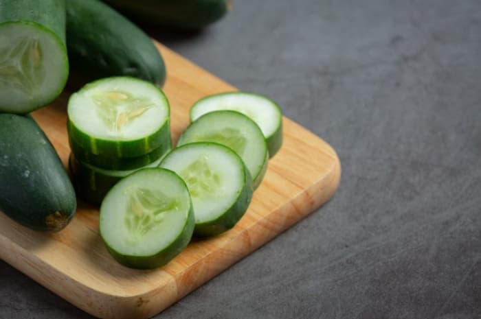 Diet Sehat Tanpa Lapar, Ini 6 Khasiat Mentimun yang Wajib Kamu Tahu