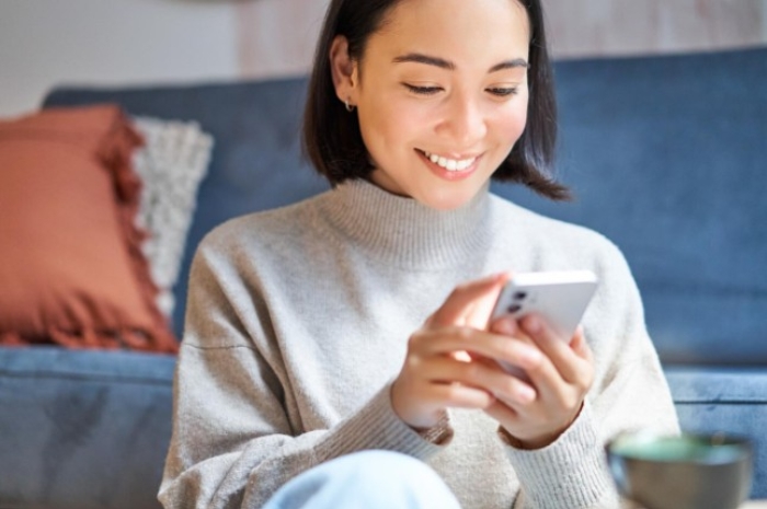 Bahaya Emosional Mengintai di Balik Kebiasaan Curhat ke AI