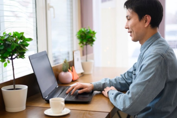 3 Jenis Karier yang Aman dari Serbuan AI, Masih Dibutuhkan Meski Teknologi Terus Berkembang