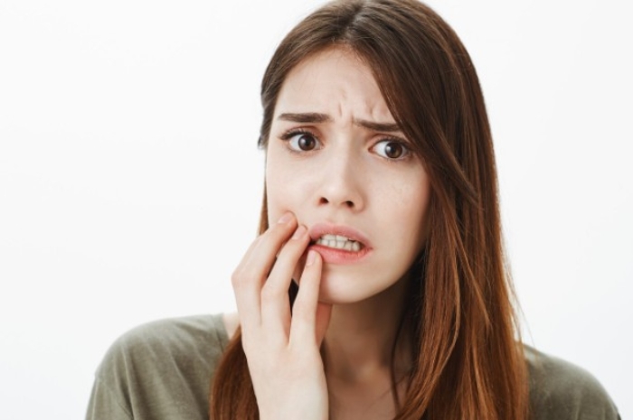 Ternyata Bukan Cuma Vitamin C! Ini Vitamin Lain yang Bikin Kamu juga Rentan Terserang Sariawan
