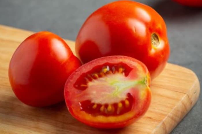 Trik Penyimpanan Tomat yang Jarang Diketahui, tapi Hasilnya Luar Biasa