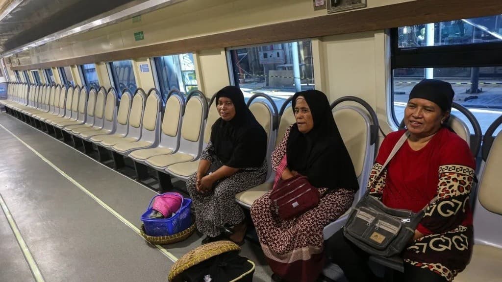 Wajib Punya Kartu Khusus! Ini Syarat Registrasi dan Batasan Bawa Barang di Kereta Petani dan Pedagang